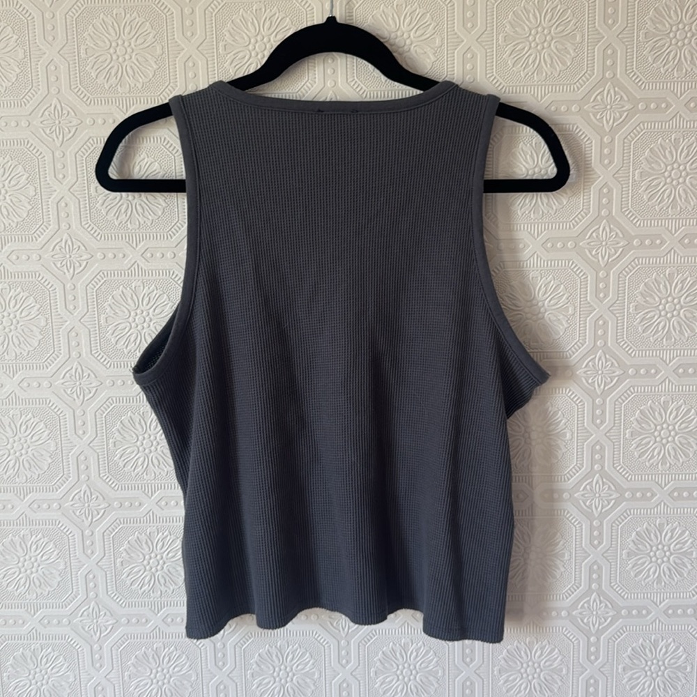 Splendid Charcoal Gray Waffle Crop Henley Tank Top size XL - Picture 5 of 5